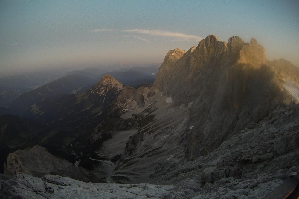 Sonnenaufgang am Dachstein Gletscher