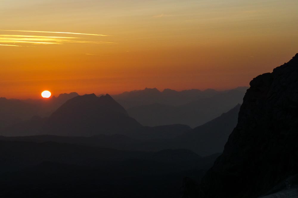 Sonnenaufgang am Dachstein Gletscher